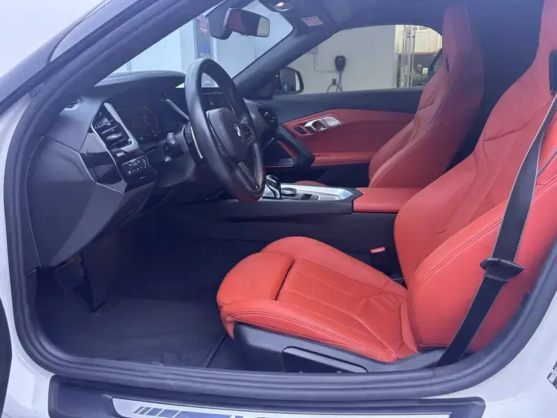 2023 BMW Z4 M40i с пробегом 25 000 км