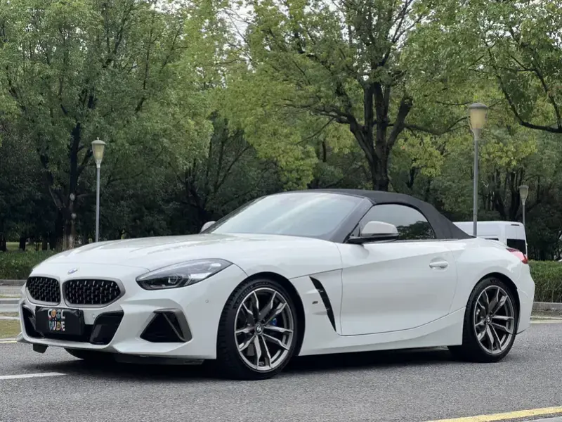 2022 BMW Z4 M40i с пробегом 30 000 км