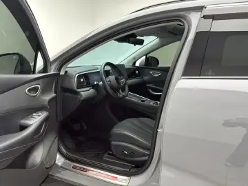 2025 BYD Hai Shi 05 EV с пробегом 31 000 км