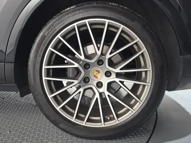 2023 Porsche Cayenne с пробегом 52 174 км