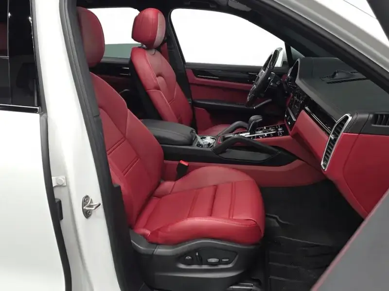 2022 Porsche Cayenne с пробегом 37 966 км