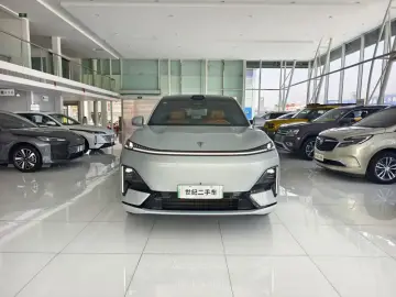2025 Changan Deep Blue S09 с пробегом 17 000 км