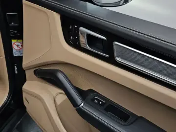 2023 Porsche Cayenne с пробегом 30 866 км