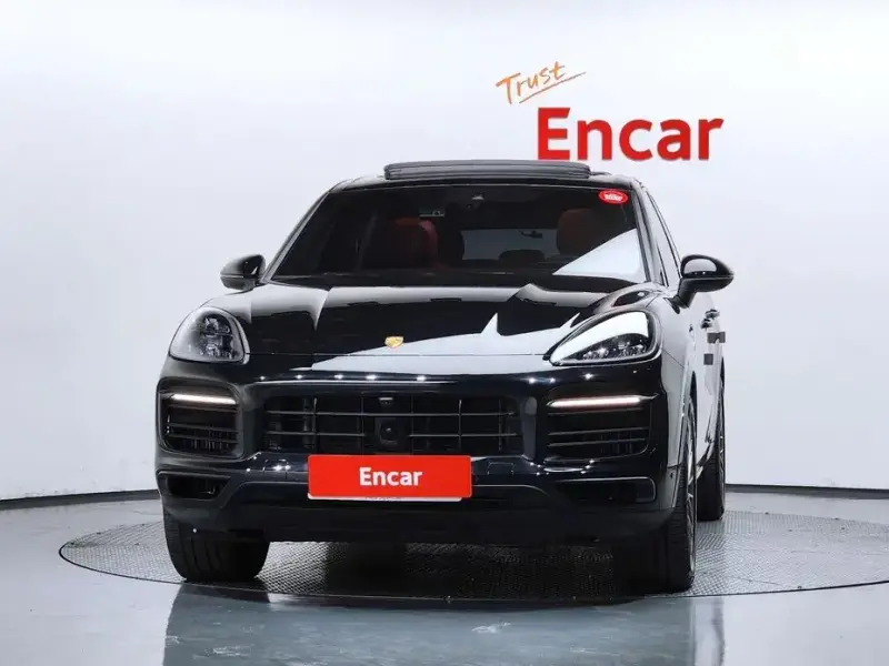 2023 Porsche Cayenne с пробегом 28 872 км