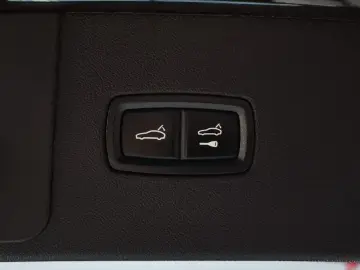 2023 Porsche Cayenne с пробегом 28 872 км