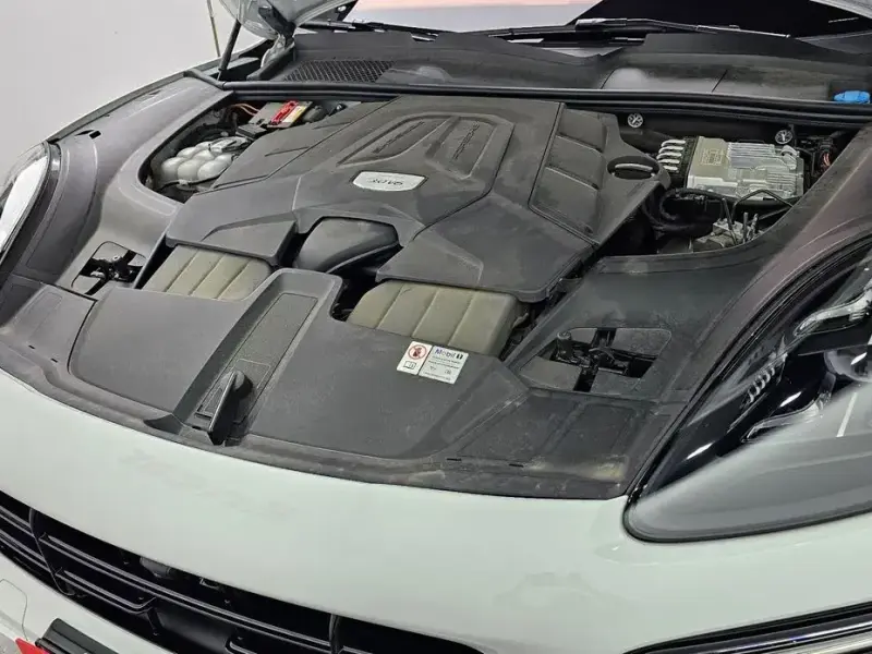 2022 Porsche Cayenne с пробегом 40 565 км