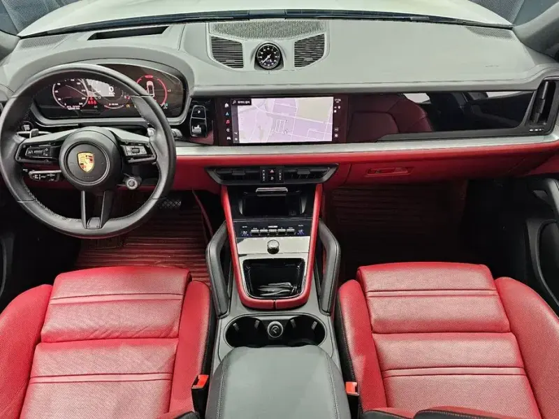 2023 Porsche Cayenne с пробегом 42 940 км