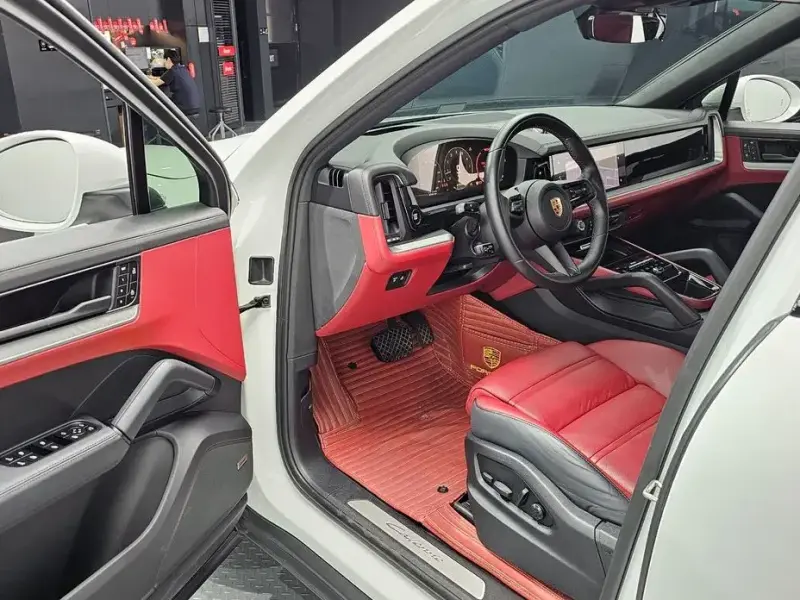 2023 Porsche Cayenne с пробегом 42 940 км