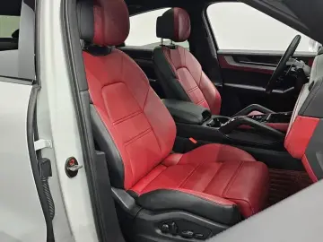 2023 Porsche Cayenne с пробегом 42 940 км