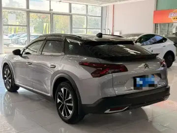2024 Citroen Versailles C5 X с пробегом 10 000 км