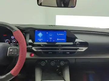2023 Citroen Versailles C5 X с пробегом 37 000 км