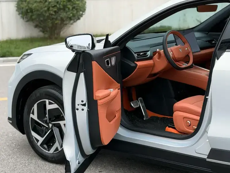 2026 Changan Shenlan S05 с пробегом 4 000 км
