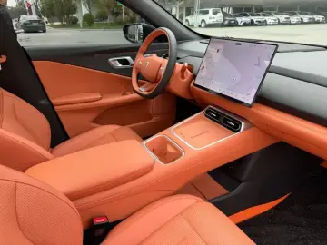 2026 Changan Shenlan S05 с пробегом 4 000 км