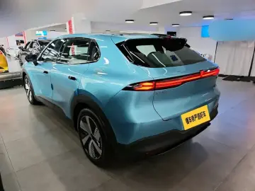 2024 Changan Shenlan S05 с пробегом 13 800 км