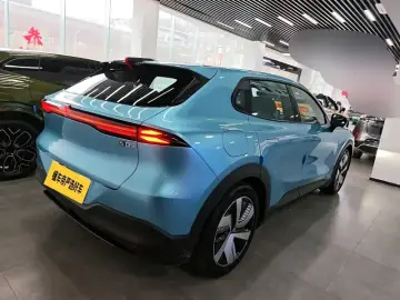 2024 Changan Shenlan S05 с пробегом 13 800 км