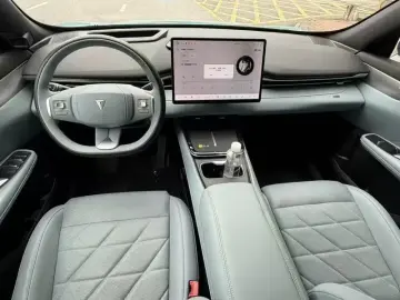 2024 Changan Shenlan S05 с пробегом 29 000 км