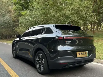 2024 Changan Shenlan S05 с пробегом 37 000 км