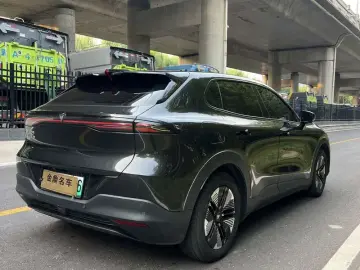 2024 Changan Shenlan S05 с пробегом 37 000 км
