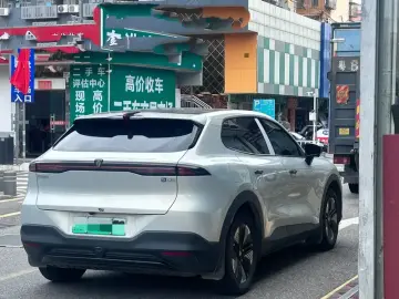 2026 Changan Shenlan S05 с пробегом 39 000 км