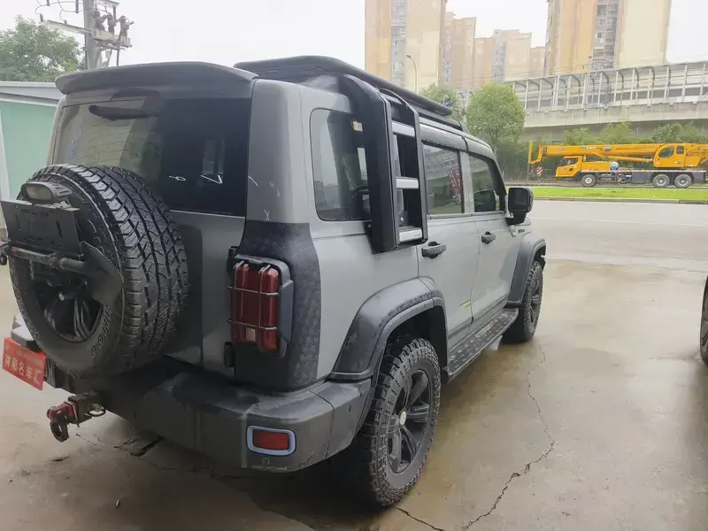 2021 Crossboundary Auto Co-created Tank 300 с пробегом 120 000 км