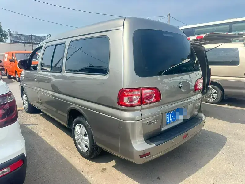 2023 Forthing Lingzhi с пробегом 90 000 км
