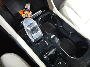 2024 Volvo XC40 с пробегом 12 277 км