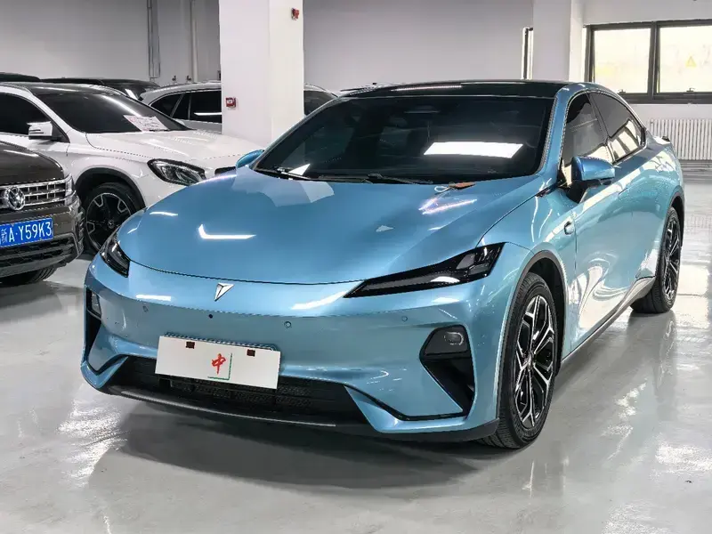 2025 Changan Shenlan L07 с пробегом 20 000 км