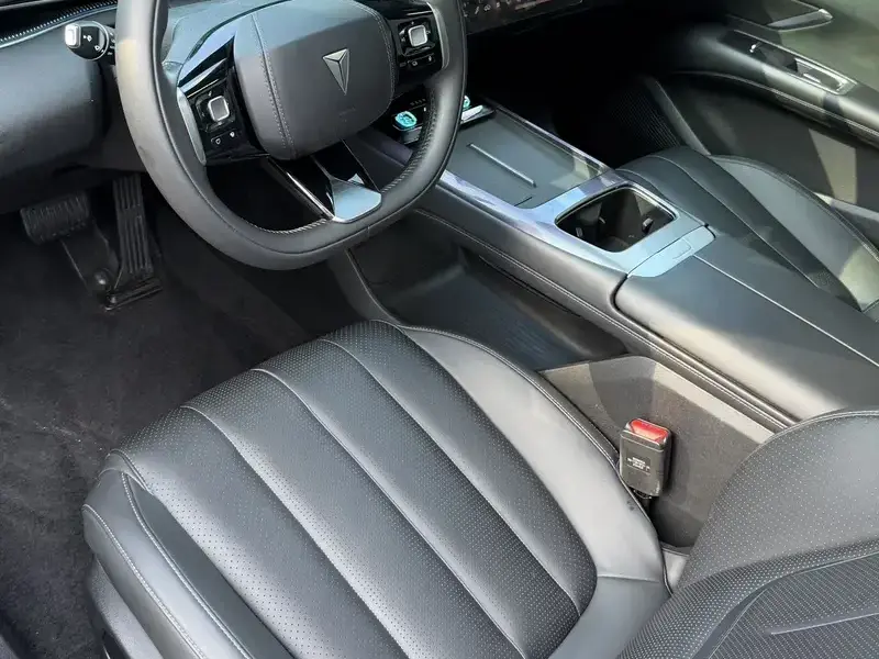 2025 Changan Shenlan L07 с пробегом 37 000 км