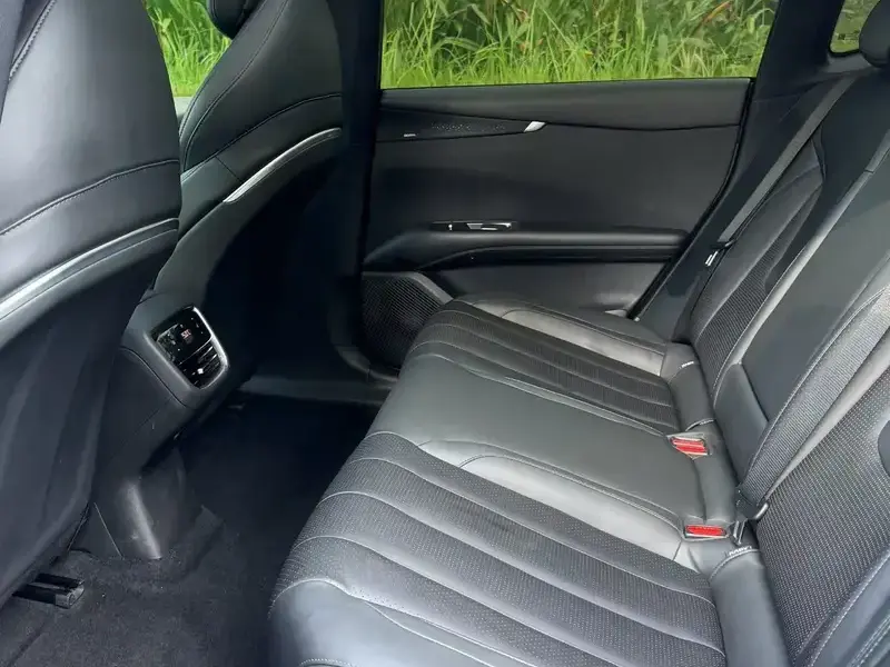 2025 Changan Shenlan L07 с пробегом 37 000 км