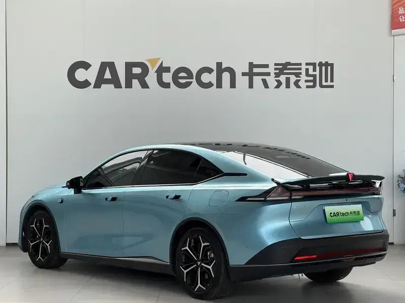 2024 Changan Shenlan L07 с пробегом 12 000 км