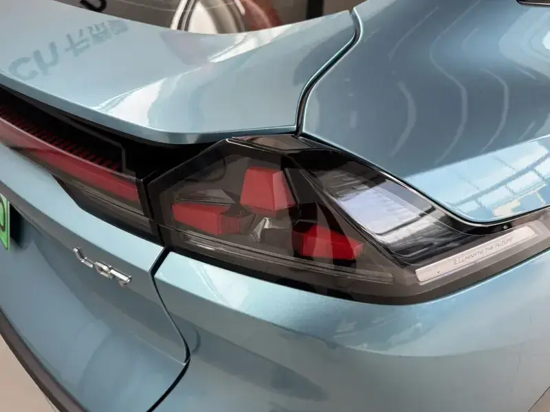 2024 Changan Shenlan L07 с пробегом 12 000 км
