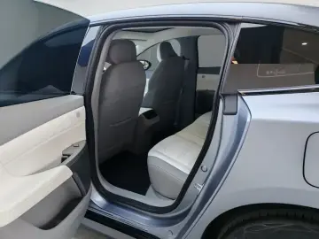 2024 Yipai eπ007 с пробегом 26 200 км