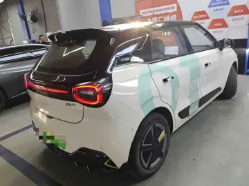 2024 Yipai Nano 01 с пробегом 14 600 км
