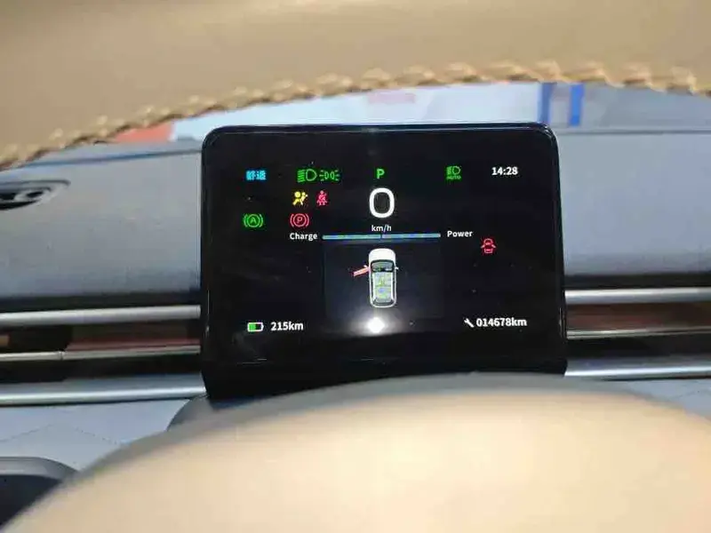 2024 Yipai Nano 01 с пробегом 14 600 км