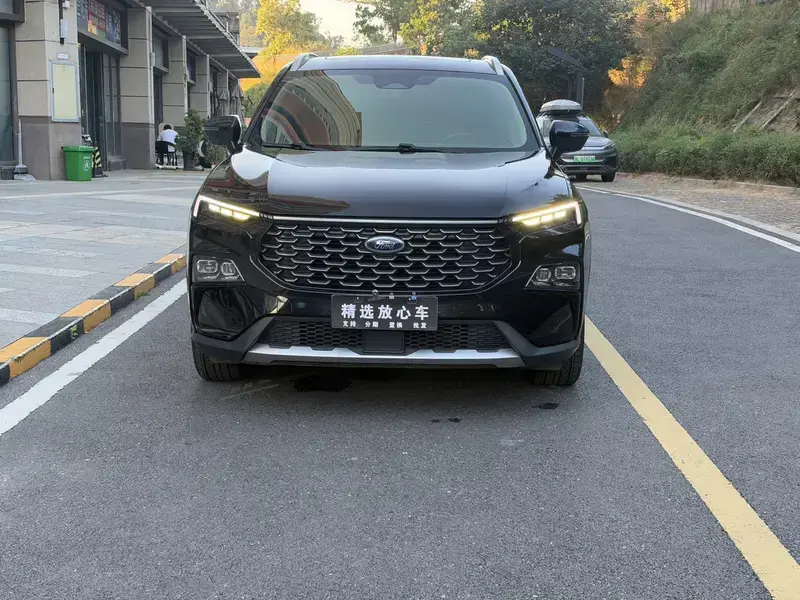 2022 Ford Lingrui с пробегом 78 000 км