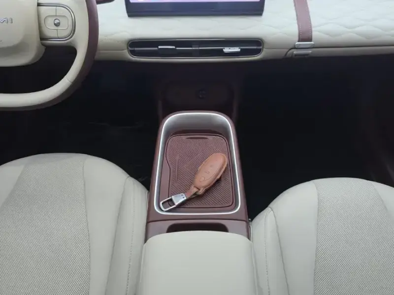 2024 Yipai Nano 01 с пробегом 12 000 км