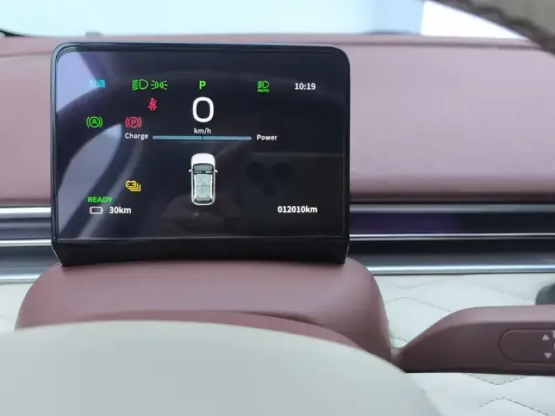 2024 Yipai Nano 01 с пробегом 12 000 км
