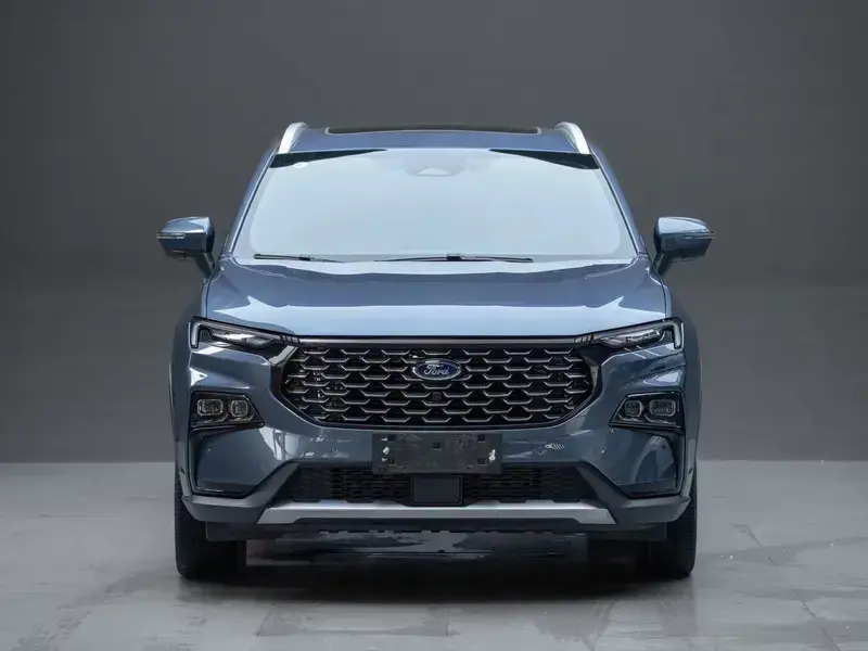2022 Ford Lingrui с пробегом 30 000 км