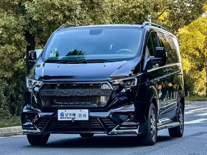 2025 Ford Tourneo с пробегом 15 000 км