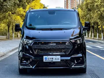 2025 Ford Tourneo с пробегом 15 000 км