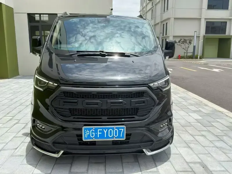 2023 Ford Tourneo с пробегом 19 000 км