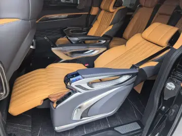 2024 Ford Tourneo с пробегом 20 000 км