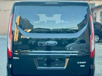 2020 Ford Tourneo с пробегом 107 200 км
