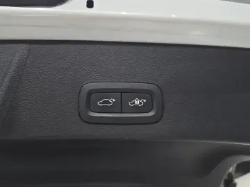 2020 Volvo XC40 с пробегом 74 985 км