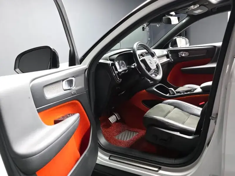 2018 Volvo XC40 с пробегом 144 491 км