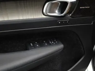 2020 Volvo XC40 с пробегом 59 482 км