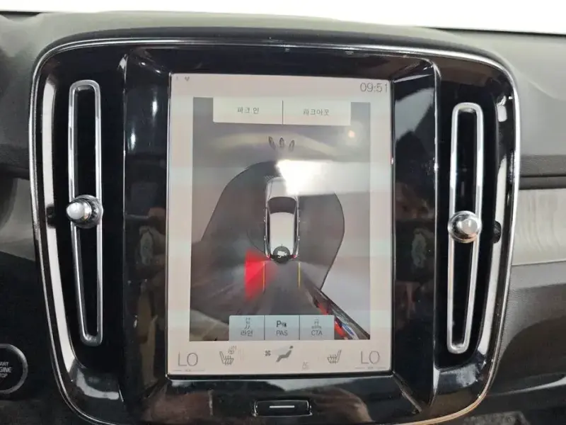 2022 Volvo XC40 с пробегом 118 700 км