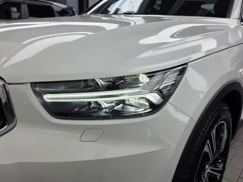 2020 Volvo XC40 с пробегом 32 433 км