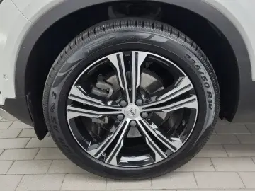 2021 Volvo XC40 с пробегом 56 453 км