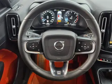 2018 Volvo XC40 с пробегом 151 114 км